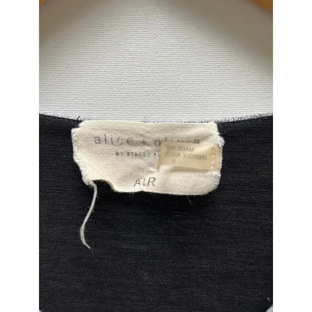 Alice + Olivia Jori Cropped Top Grey Long Sleeve V Neck Heathered Top Size 6